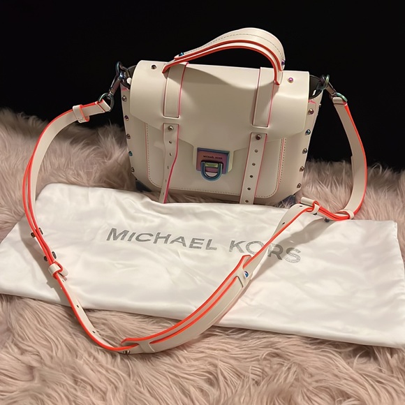 MICHAEL MICHAEL KORS
Manhattan Medium Contrast-Trim Leather Satchel - Picture 3 of 8